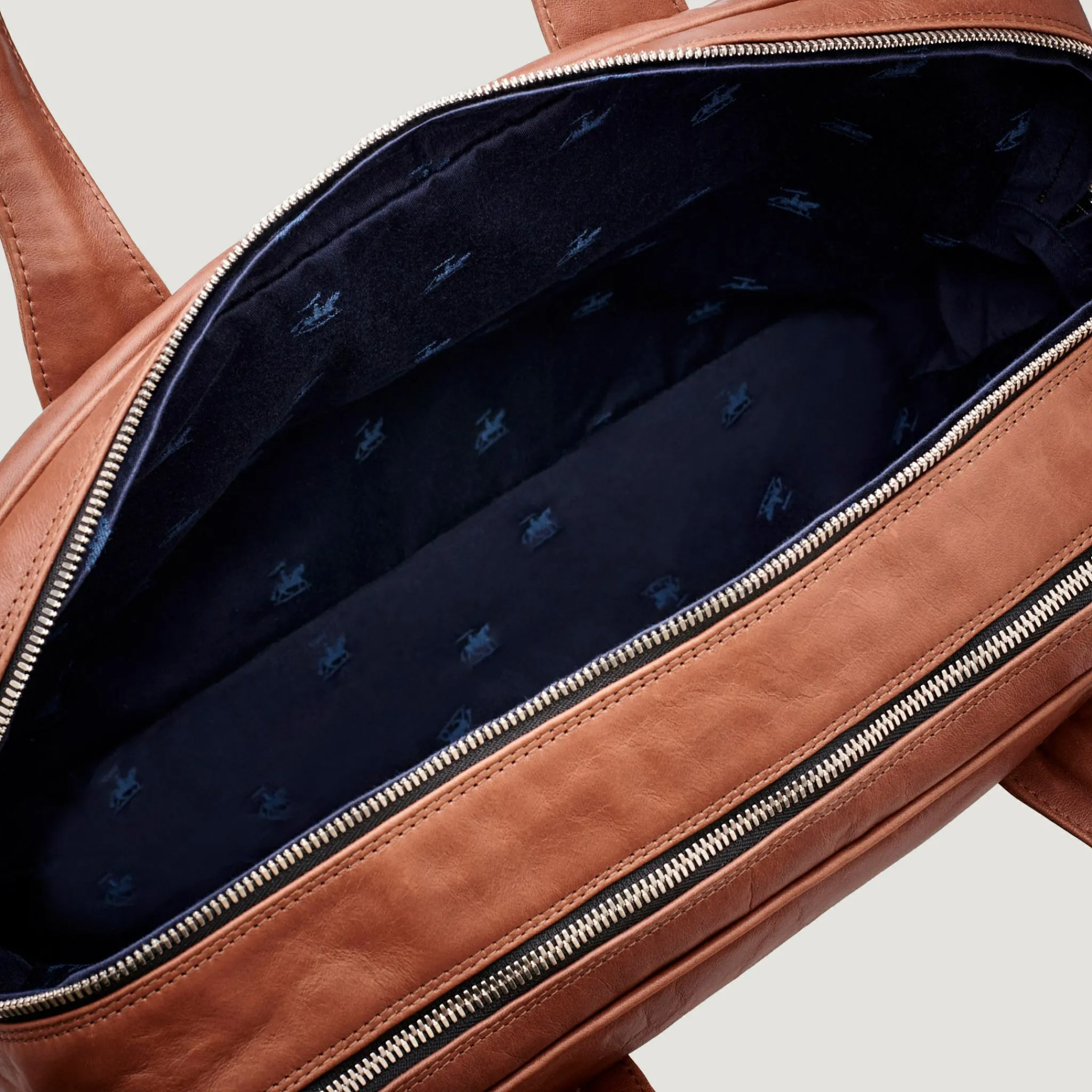 Reisetaschen | Business- & Laptoptaschen | Ludwig Reiter Aviator mit Trolleyriemen